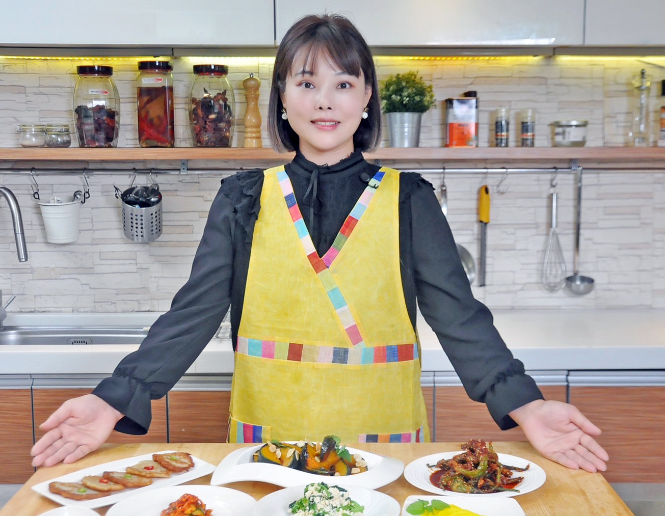 韓馨巧烤冷麵創辦人馨巧老師「全素九宮格經典韓式小菜」線上教學